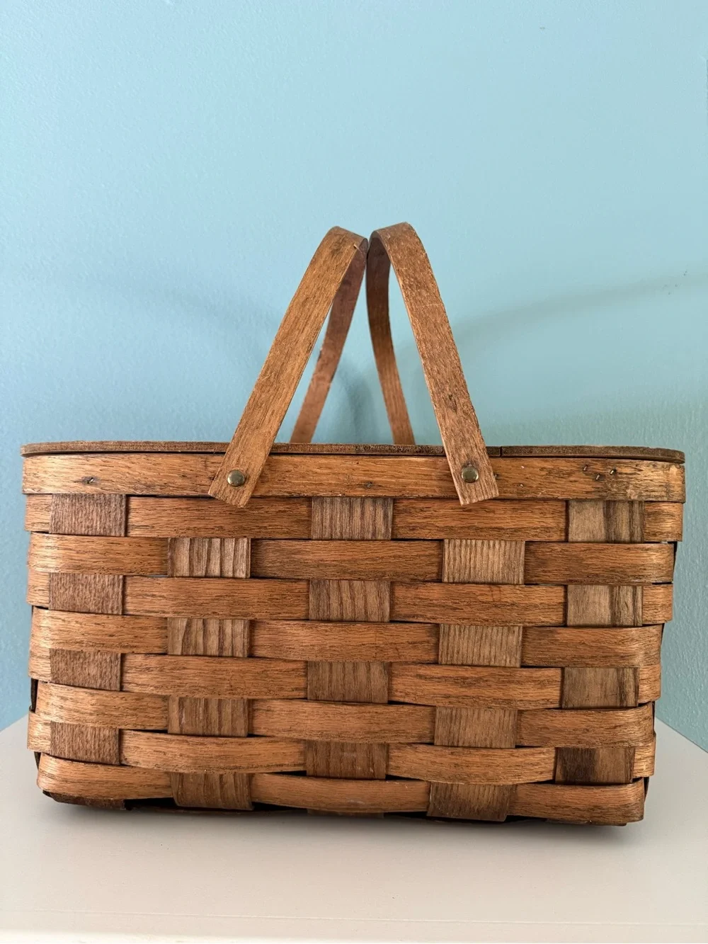 Vintage Large Woven Splint Wood Picnic Basket Double Swing Handle